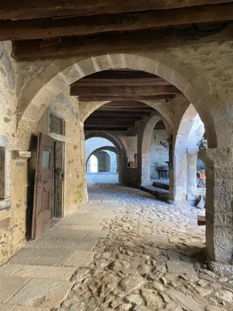 Visita guidata: Cornello dei Tasso, tra Via Mercatorum e storia postale